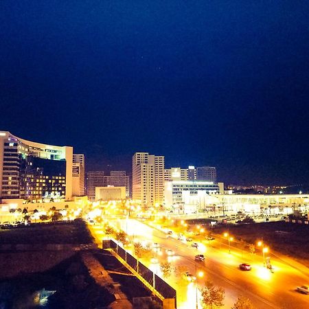 Moderne Appartement Au Plein Centre-Ville En Face Hilton & La Gare De Train Tgv Avec Climatisation Tanger Luaran gambar